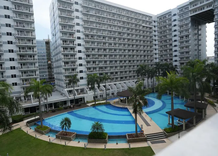 Cozy 1br Staycation With Pool And Near Moa Apartment *