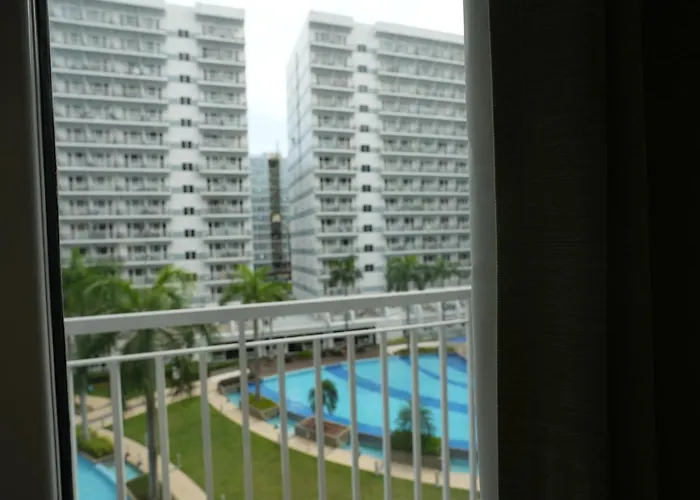 Cozy 1br Staycation With Pool And Near Moa * Manila
