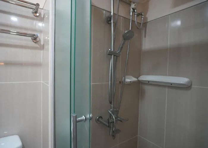 Cozy 1br Staycation With Pool And Near Moa *