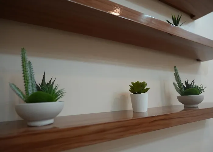 Apartment Cozy 1br Staycation With Pool And Near Moa
